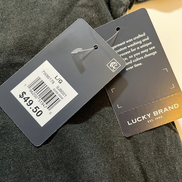 David Bowie 75th anniversary T-shirt - Picture 3 of 5